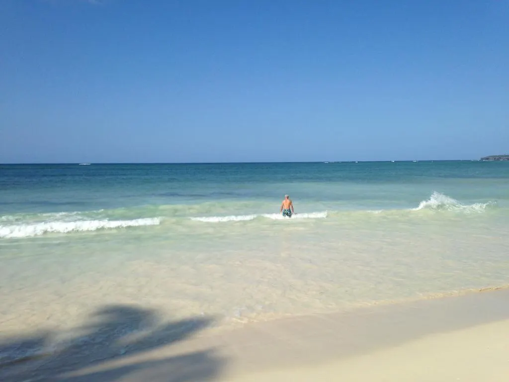 Casa Lilly Bed & Breakfast Cabarete 4*,